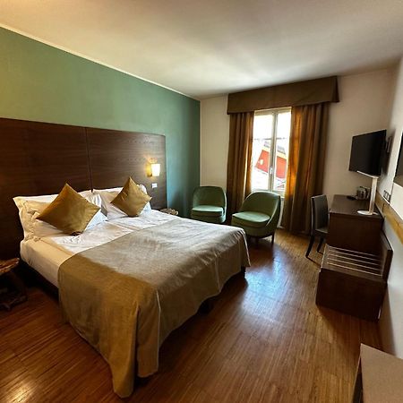 Hotel Cortese Armeno Екстериор снимка