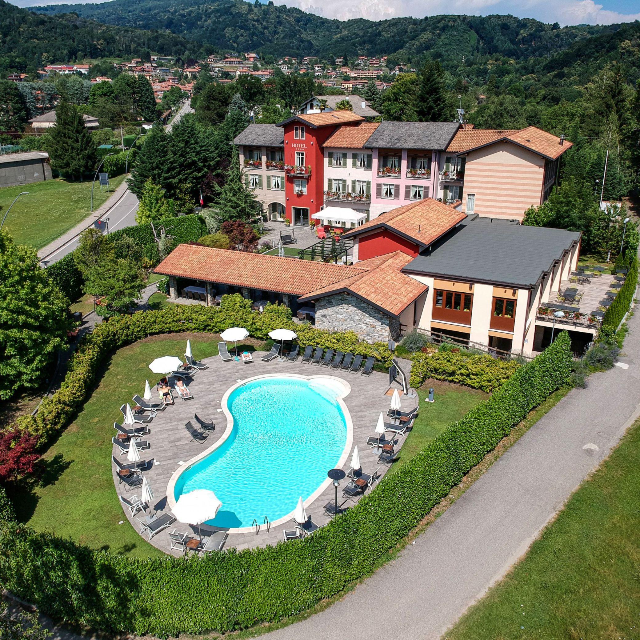 Hotel Cortese Armeno Екстериор снимка