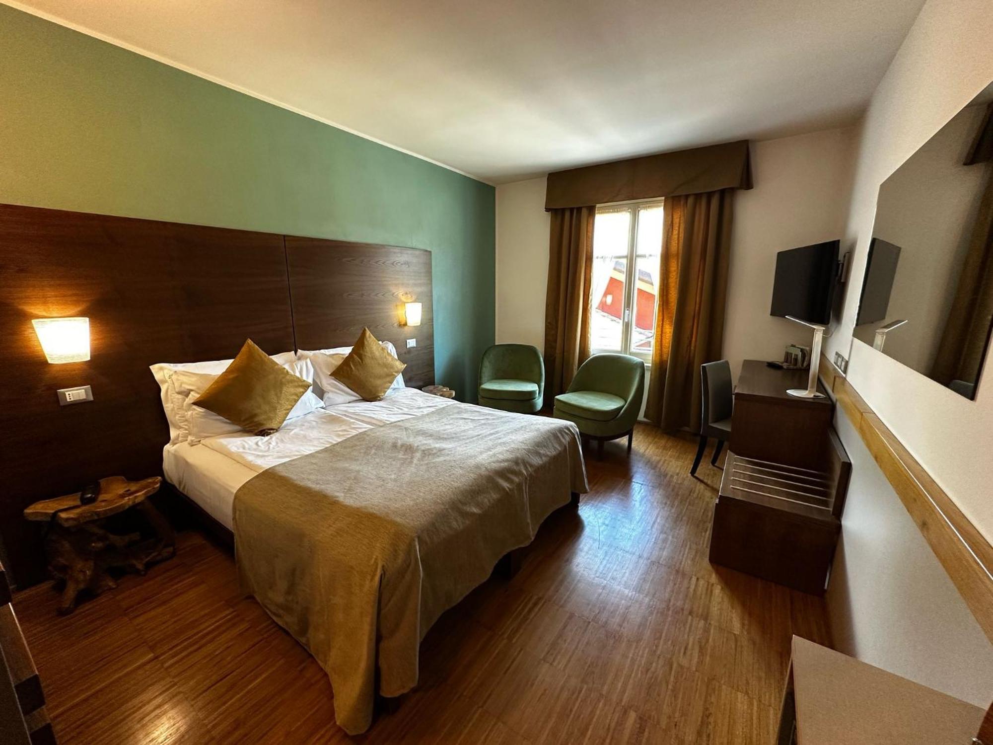 Hotel Cortese Armeno Екстериор снимка
