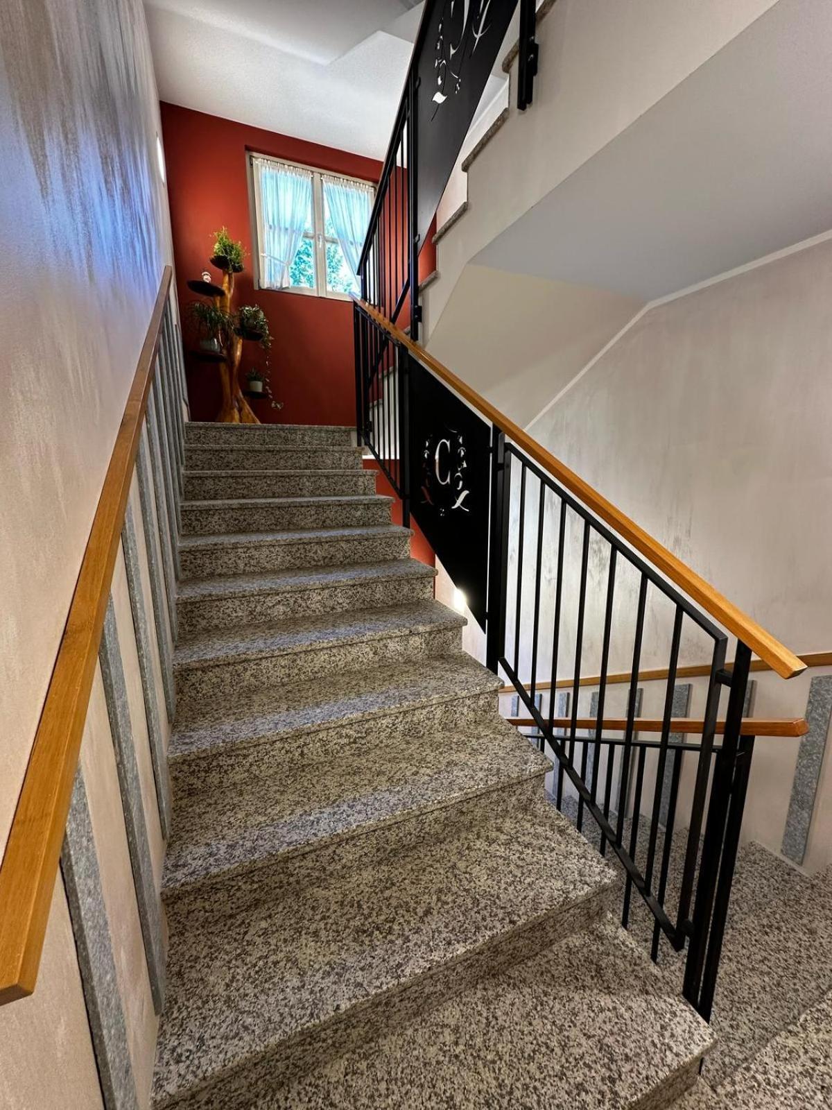 Hotel Cortese Armeno Екстериор снимка
